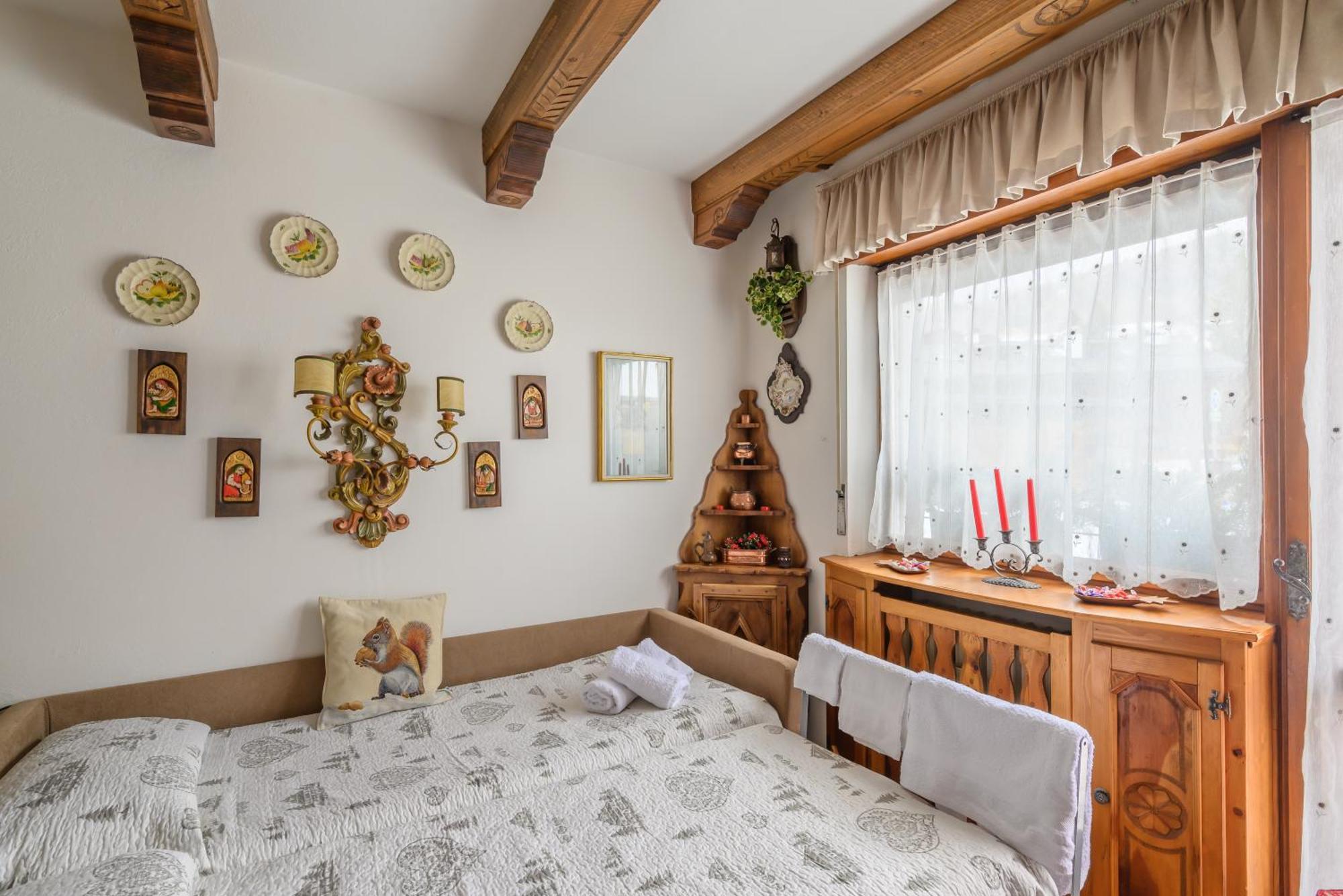 Apartamento Ca' Dello Scoiattolo Cortina dʼAmpezzo Exterior foto