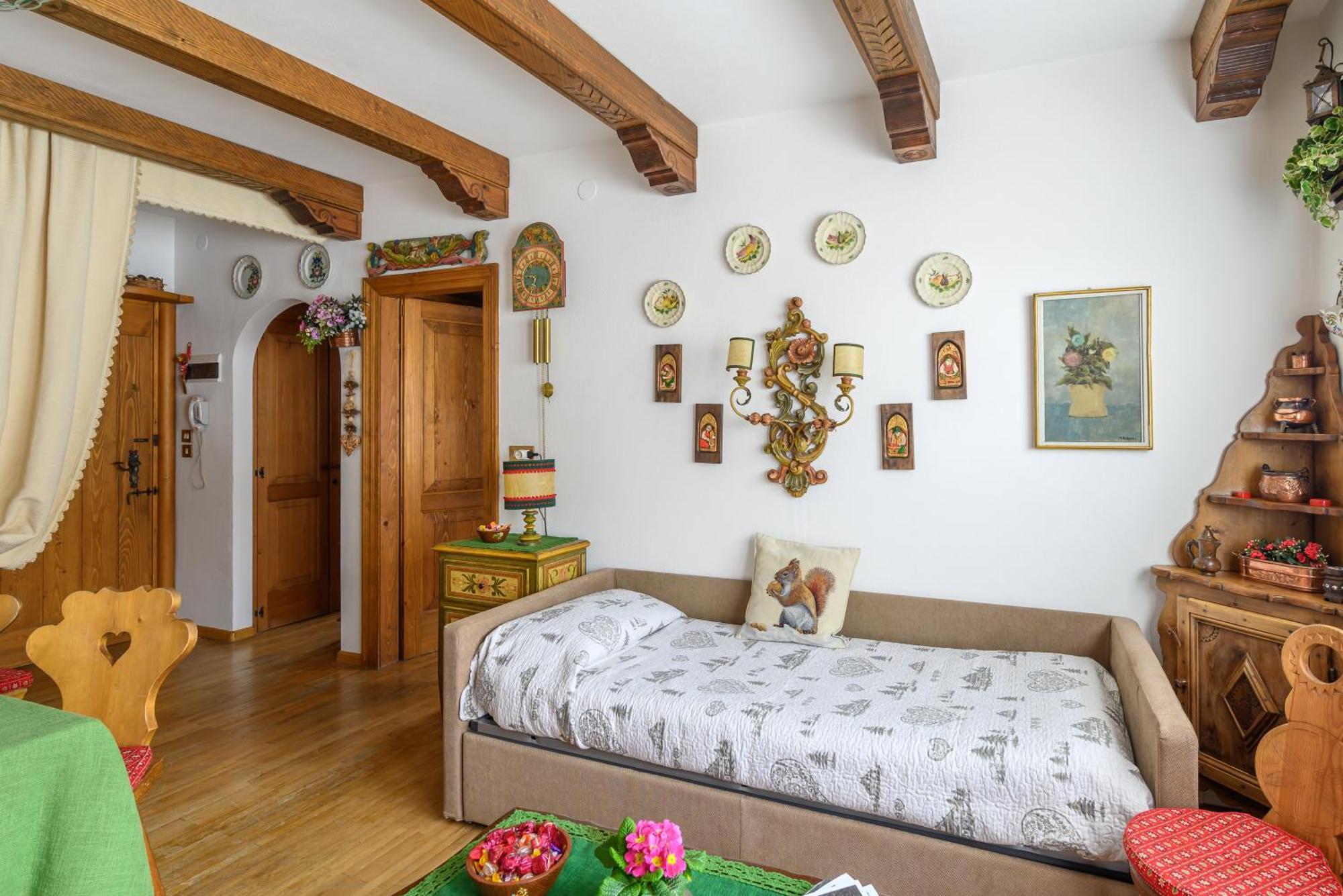 Apartamento Ca' Dello Scoiattolo Cortina dʼAmpezzo Exterior foto