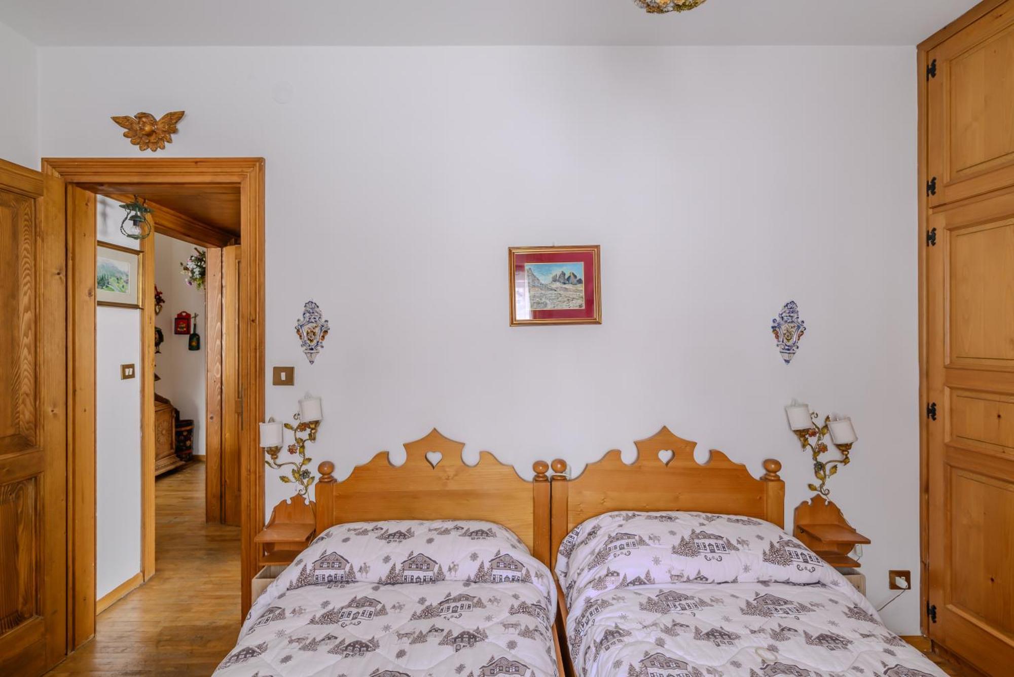 Apartamento Ca' Dello Scoiattolo Cortina dʼAmpezzo Exterior foto